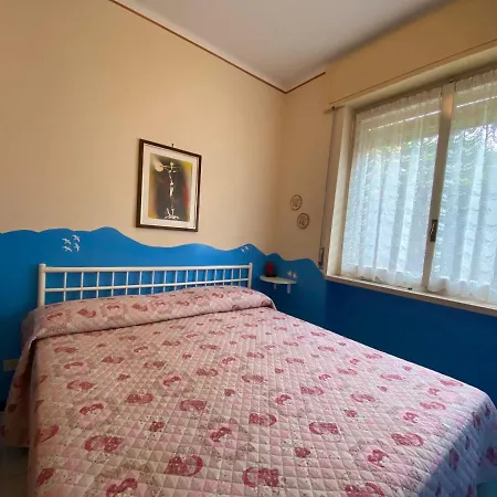Apartman Bilocale Piccola Milano