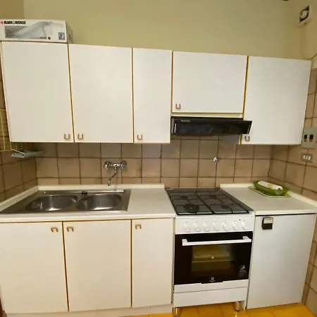 Apartman Bilocale Piccola Milano San Remo